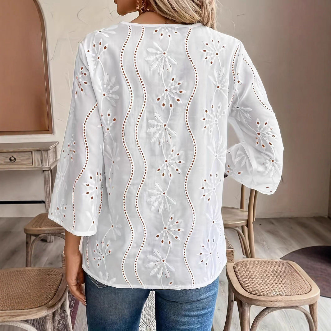 Damen Bluse mit besticktem Design und luftiger Passform EB