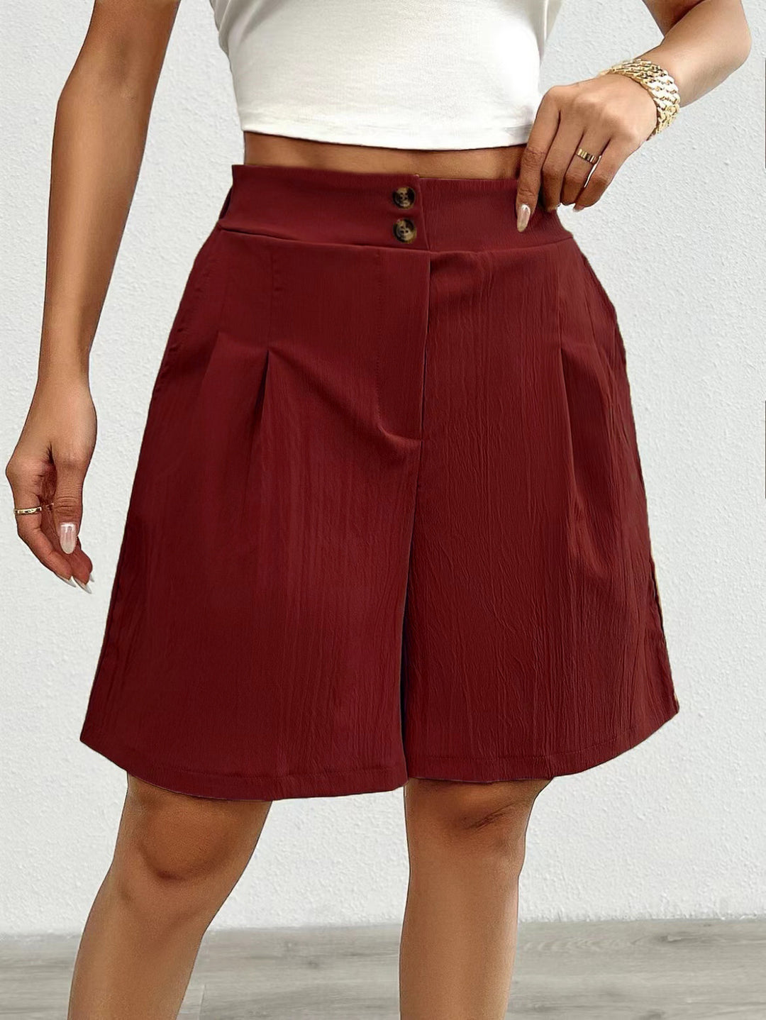 Damen Modische Shorts mit eleganter Knopfleiste EB