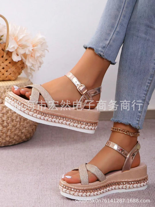Damen Riemensandalen mit modischer Schmuckverzierung und Plateau-Rand EB