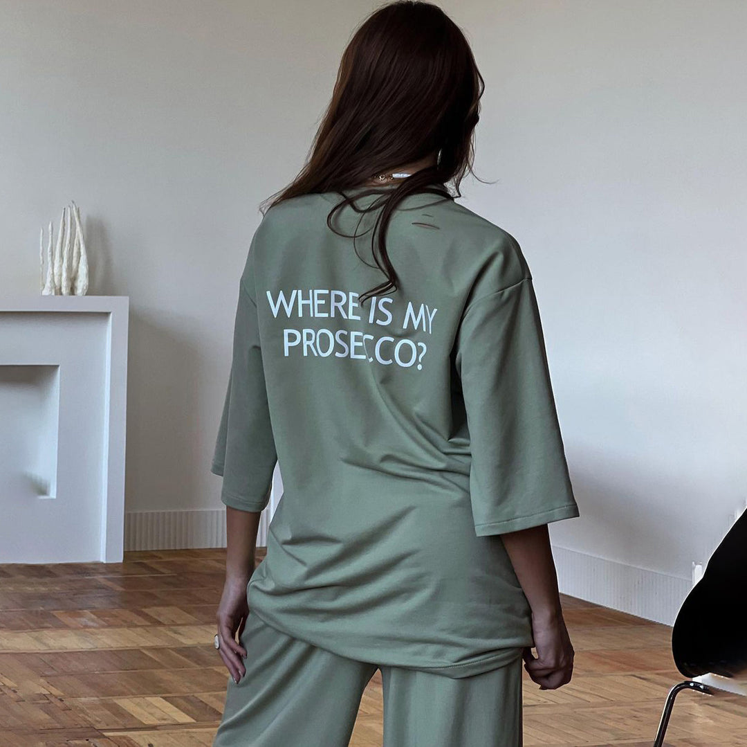 Damen oversized Longshirt mit Statement-Print, dreiviertelärmeln und lockerer Tunika-Silhouette Eichborn Berlin