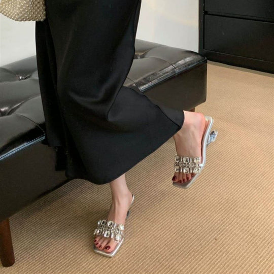 Damen Glamouröse Mules mit funkelnden Strassdetails EB