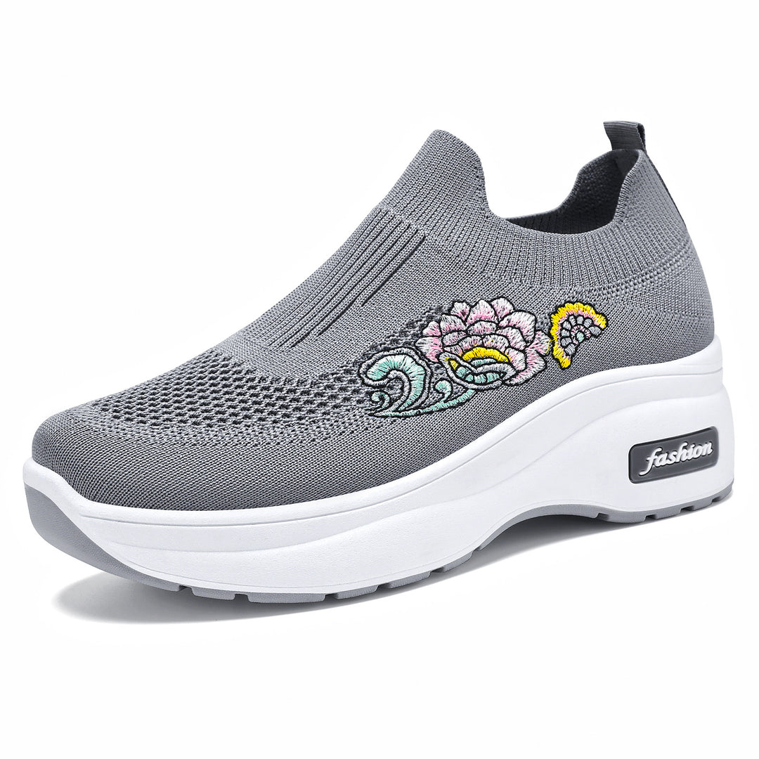 Damen nan elastischer Strick-Slipper mit aufgesticktem Blumenmotiv und stützender Keil-Laufsohle EB
