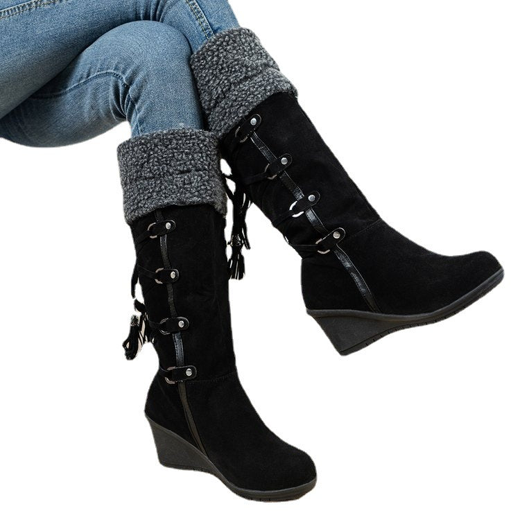 Damen Wedge-Stiefel mit gefüttertem Innenbereich und modischem Schnür-Design EB
