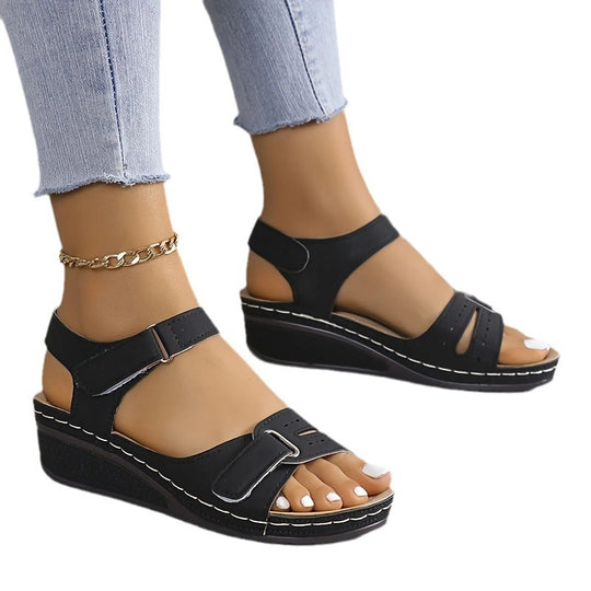 Damen Keilsandalen mit verstellbaren Riemen und anatomischem Fußbett EB