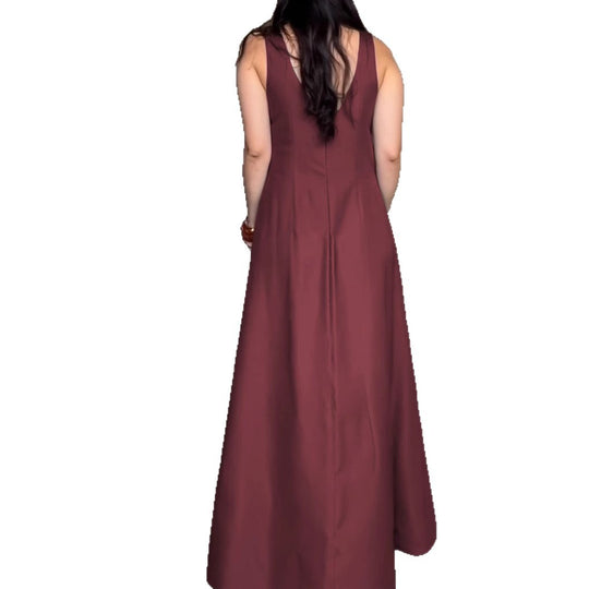 Damen Maxikleid mit elegantem V-Ausschnitt und praktischen Taschen EB