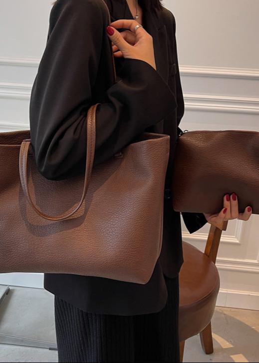 EB | Geräumige Damen Schultertasche Aus Weichem Leder