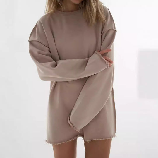 Damen Oversize-Sweatshirt mit rohem Saum und überschnittenen Schultern EB