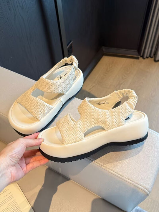 Damen Sandalen mit atmungsaktivem Obermaterial und flexiblem Riemchendesign EB