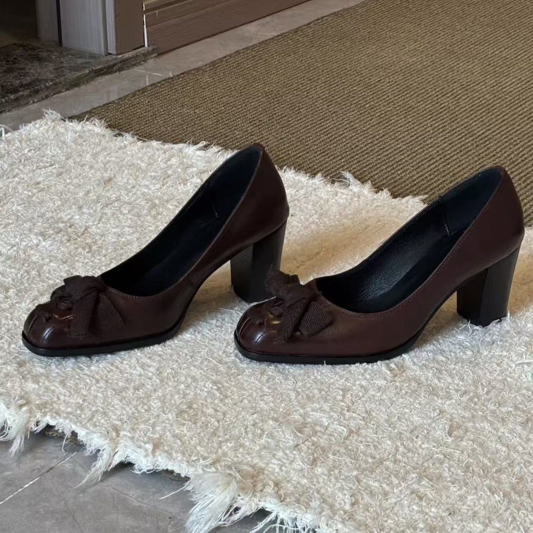 Damen Elegante Pumps mit dekorativem Schleifen-Detail EB