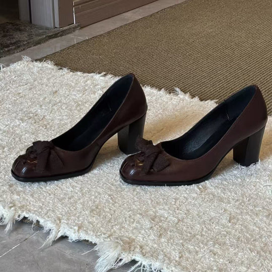 Damen Elegante Pumps mit dekorativem Schleifen-Detail EB