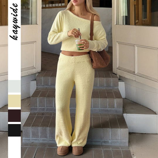 Damen nan kuscheliges Bouclé-Lounge-Set mit One-Shoulder-Crop-Pullover und Highwaist Palazzo-Hose EB