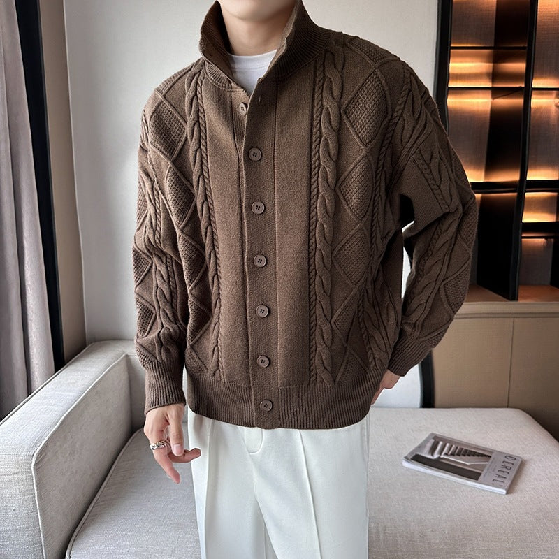 Herren modischer Strickjacke mit Zopfmuster und modernem Kragen EB