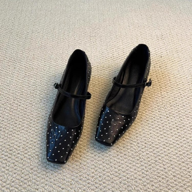 Damen Ballerinas mit dekorativen Nieten und Riemen von EB