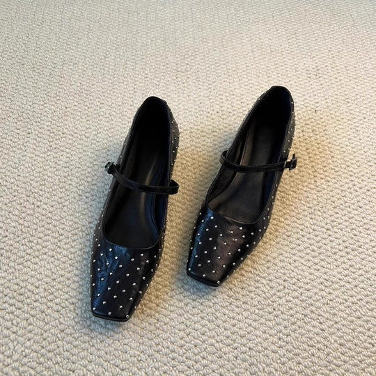Damen Ballerinas mit dekorativen Nieten und Riemen von EB