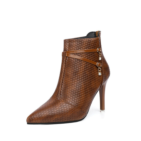 Damen Elegante Ankle Boots mit strukturiertem Obermaterial und modischen Akzenten EB