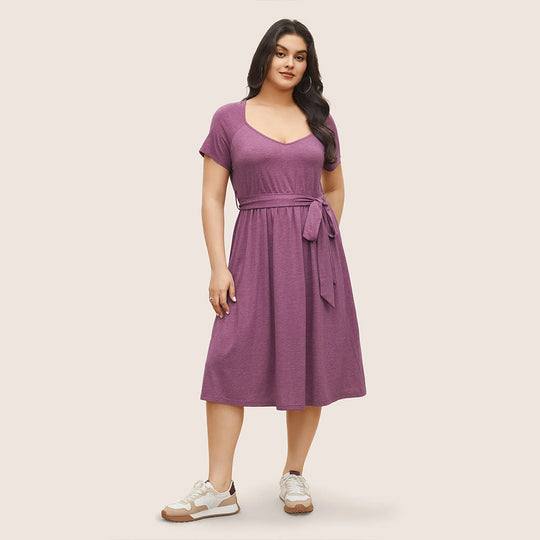 Damen lässiges Maxikleid mit Taillengürtel und V-Ausschnitt EB