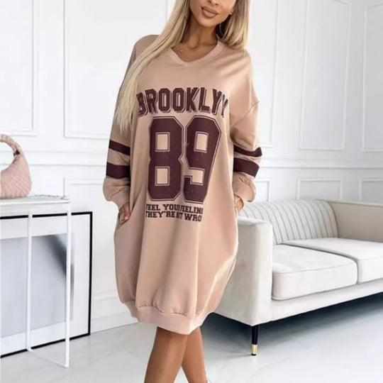 Damen Oversized Freizeitkleid mit abgerundetem Saum und V-Ausschnitt EB