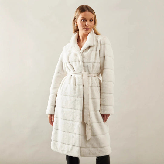 Damen Markante Kuscheljacke mit eingefasstem Gürtel EB