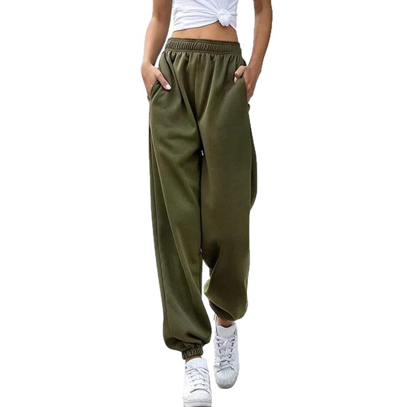 Damen nan Baggy-Sweathose im Retro‑Look mit hohem Komfortbund tiefem Schritt seitlichen Einschubtaschen und elastischen Knöchelbündchen EB