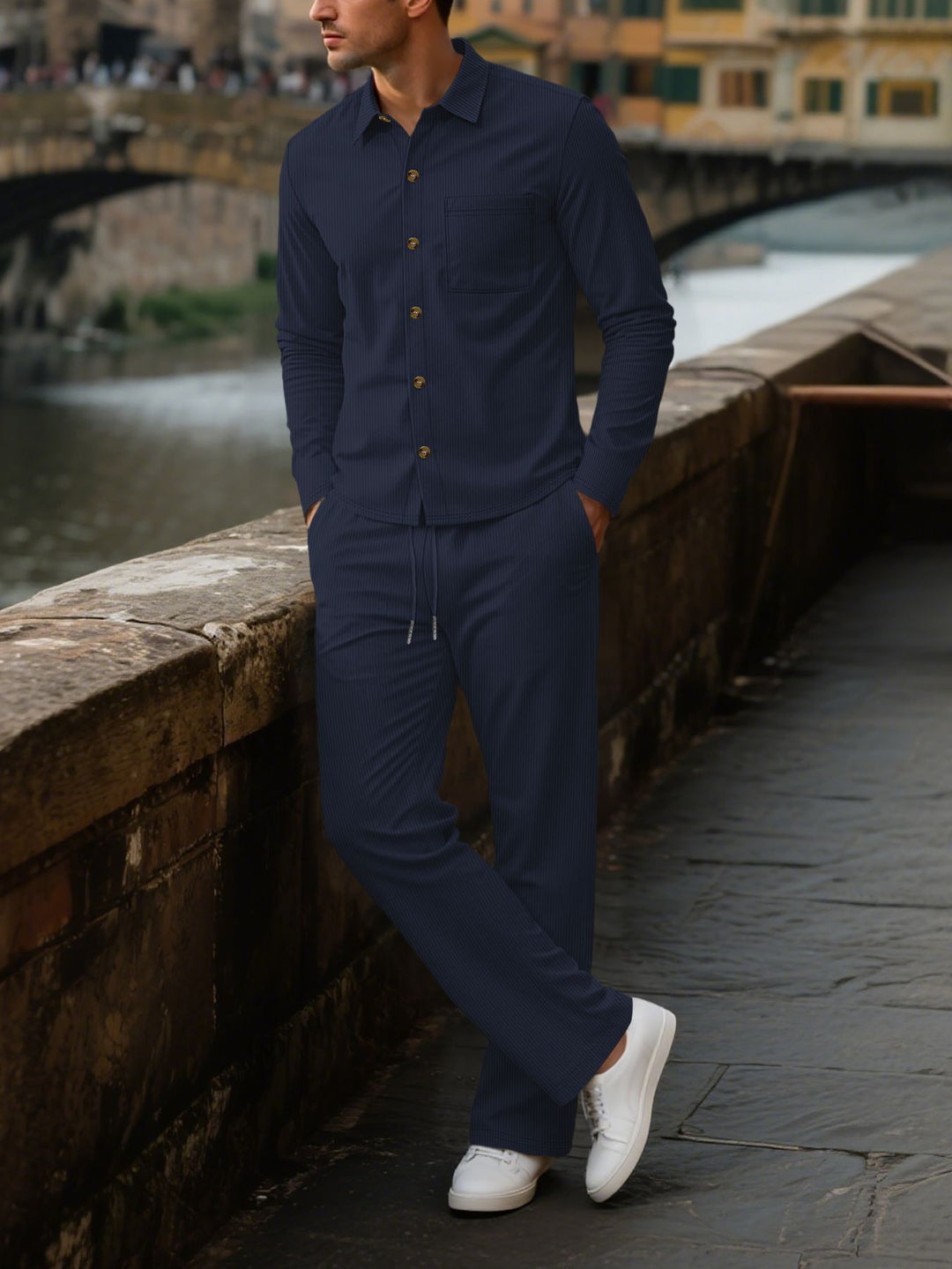 Herren eleganter Freizeitanzug mit strukturierter Oberfläche und praktischen Taschen EB