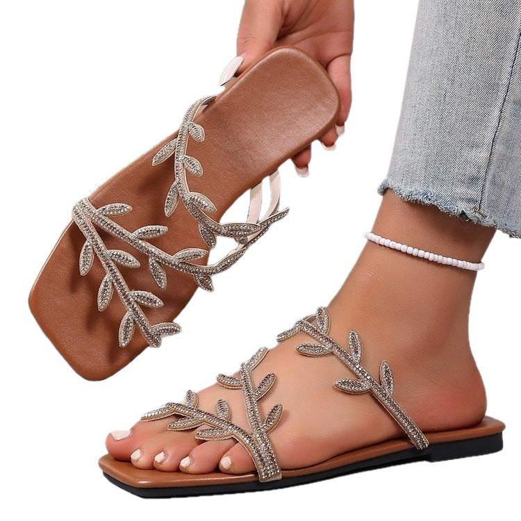 Damen Elegante Riemensandalen mit funkelnden Blumendekoren EB
