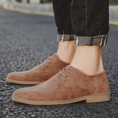 Herren Elegante Schnürschuhe aus weichem Wildleder EB
