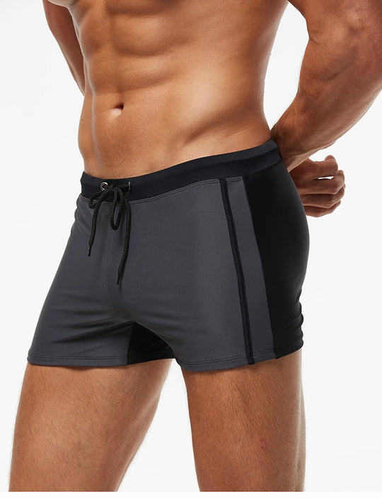 Herren Bade-Shorts mit peppigen Kontrastelementen EB
