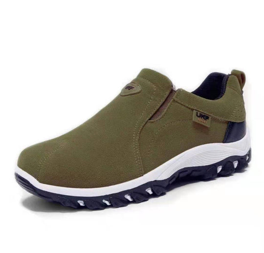 Herren  robuste Slip-On-Sneaker aus Velourslederoptik mit elastischen Einsätzen und profilierter Gummilaufsohle EB