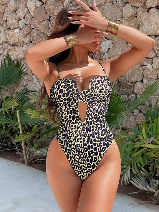 Damen Einteiler Badeanzug mit tiefem V-Ausschnitt und modischem Cut-Out EB