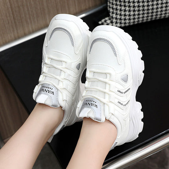 Damen Sportliche Freizeitsneaker mit retro-inspiriertem Design und komfortabler Dämpfung EB