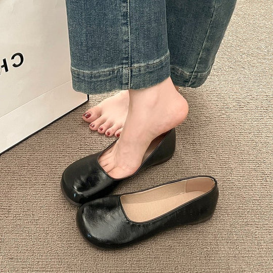 Damen Komfortable Ballerinas mit elegantem, glänzendem Obermaterial EB