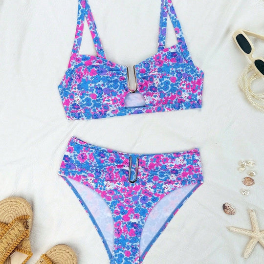 Damen Hochgeschnittener Bikini mit seitlichem Schnallendetail EB
