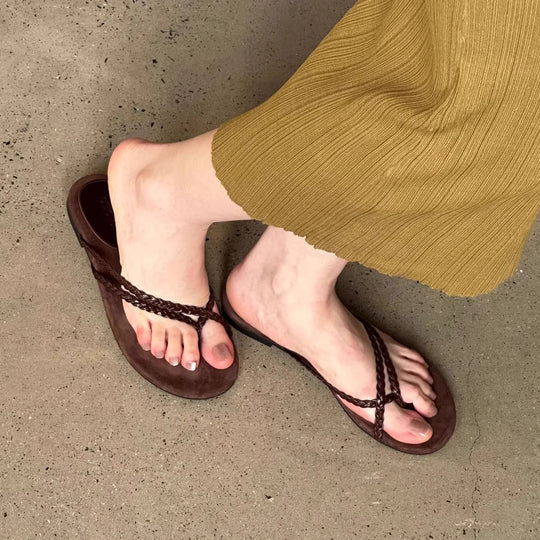 Damen Zehentrenner-Sandalen mit komfortabel geflochtenem Riemendesign EB