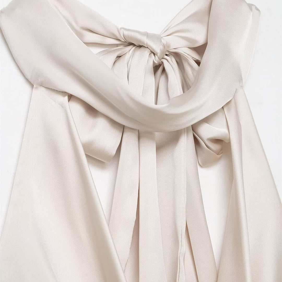 Damen elegantes Haltertop aus fließendem Satin mit dekorativem Rückenausschnitt EB