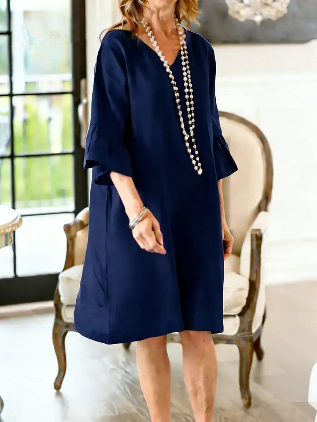 Damen Hüftlanges Freizeitkleid mit modernen Rüschendetails EB