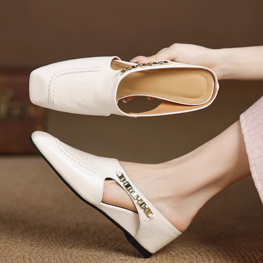 Damen Komfortable Mules mit elegantem Blickfang EB
