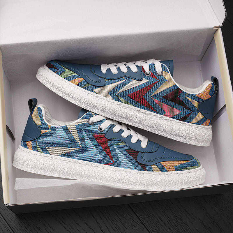 Damen Modische Sneakers mit farbenfrohem Chevron-Muster EB
