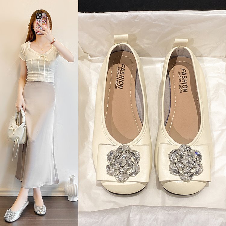 Damen Ballerinas mit eleganter Schleifenverzierung und funkelndem Schmuck EB