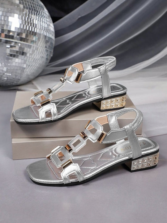 Damen Absatzsandalen mit modischen Riemen und glitzerndem Detail EB