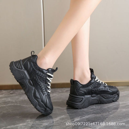 Damen Sportliche Chunky-Sneaker mit atmungsaktiver Oberflächenstruktur und stabiler Dämpfung EB