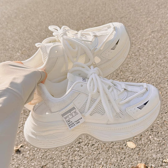 Damen Laufsneaker mit atmungsaktiver Mesh-Oberfläche und flexibler Sohle EB
