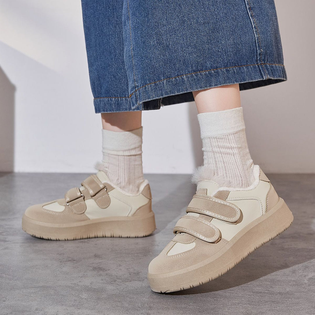 Damen Sportliche Sneaker mit praktischem Klettverschluss und weichem Futtermaterial EB