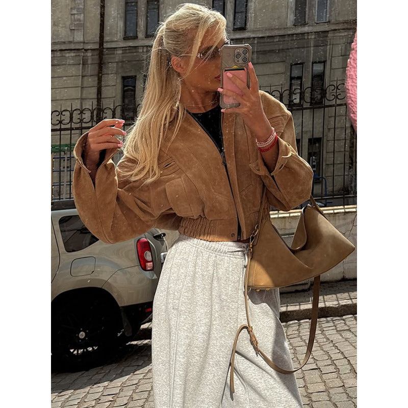 Damen Kunstleder-Windjacke mit tailliertem Schnitt und innovativen Details EB