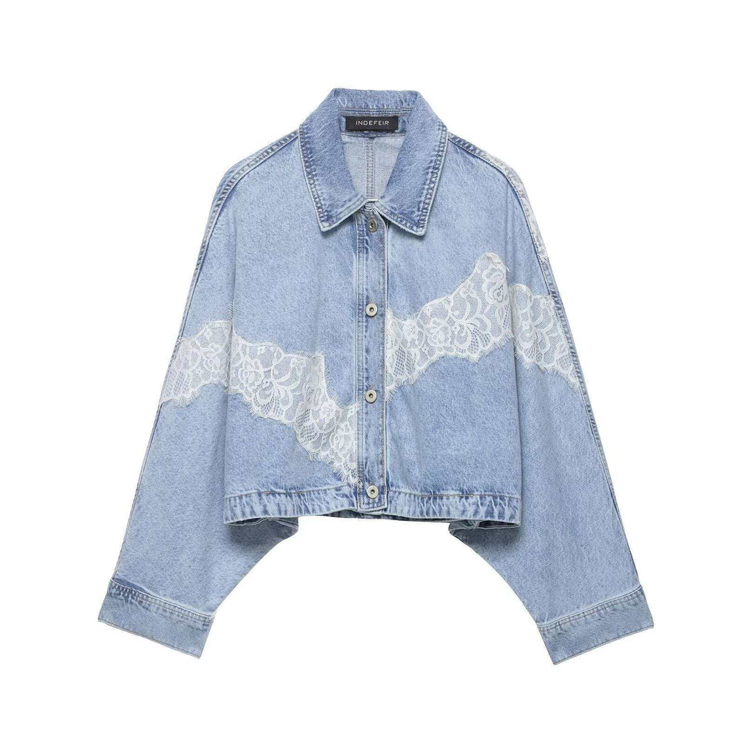 Damen nan oversized Denimjacke mit Spitzenbesatz, kastigem Cropped-Schnitt und überschnittenen Ärmeln EB