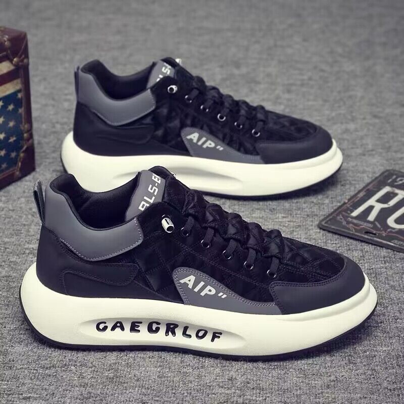Damen Sportliche High-Top Sneakers mit dämpfendem Sohlenprofil und robustem Design EB