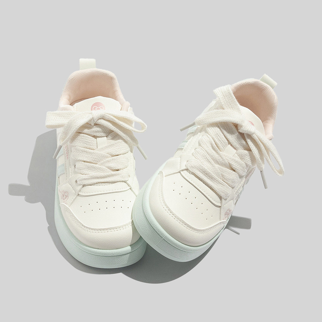 Damen Sneaker mit gepolstertem Innensohle und modernen Akzenten EB