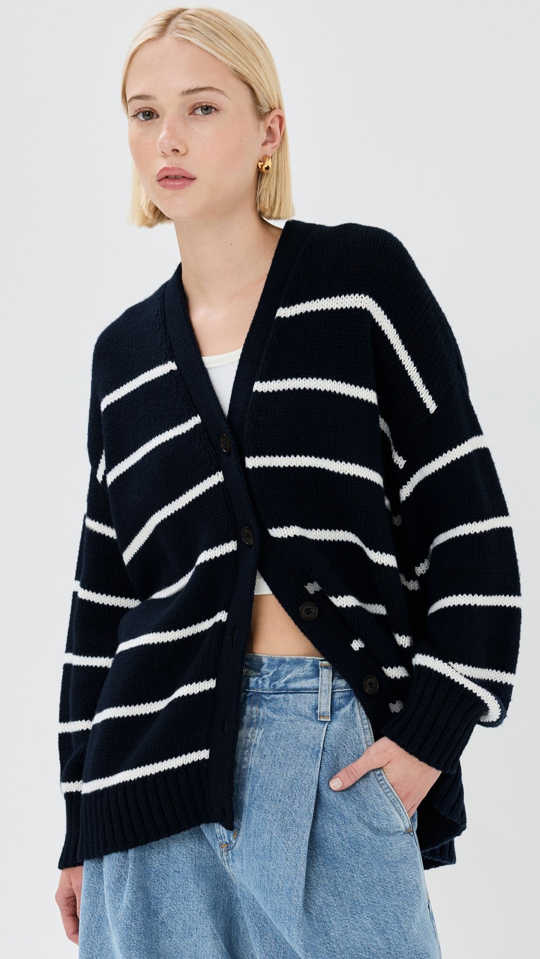 Damen Modischer Streifen-Cardigan mit Knopfleiste und lässigem Schnitt EB