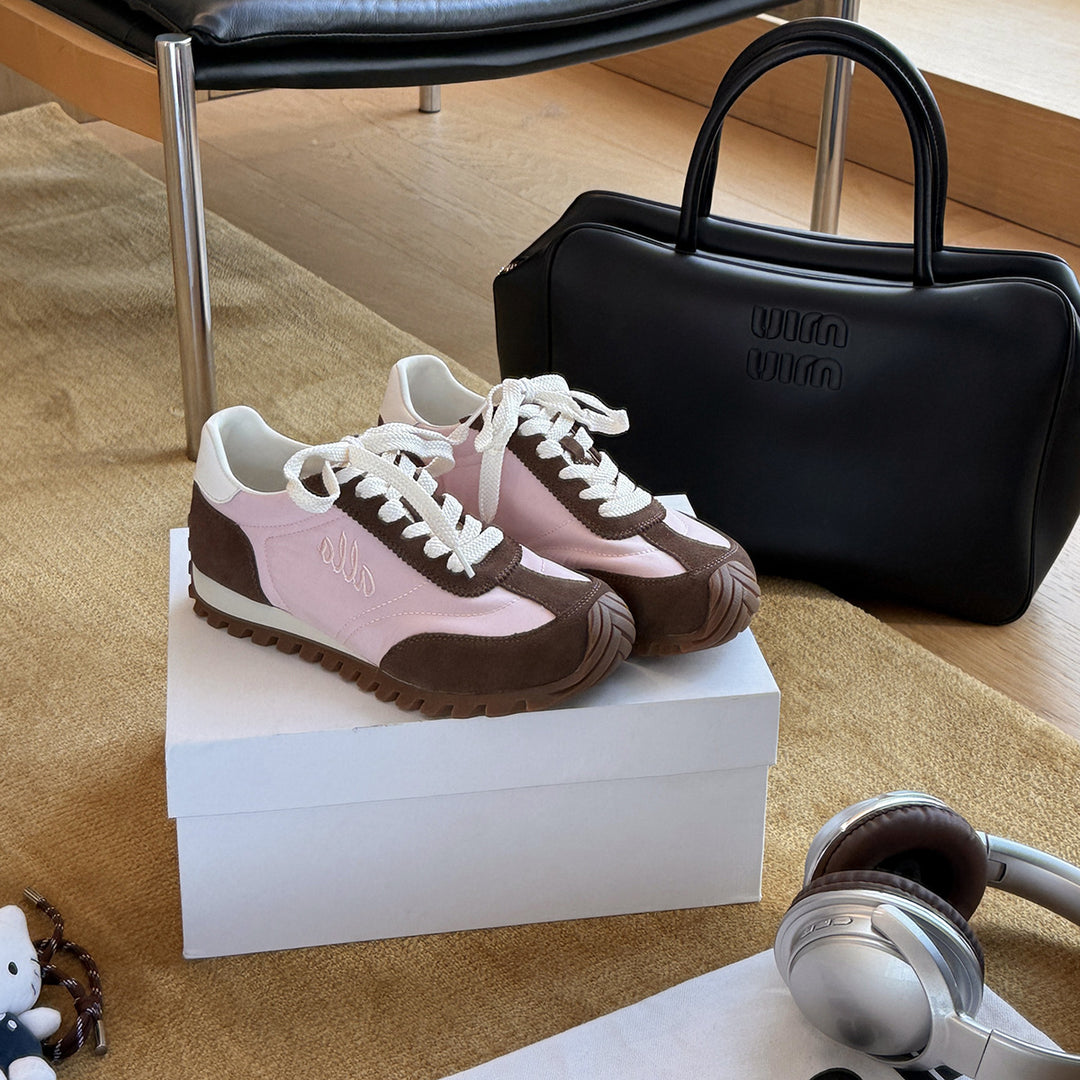 Damen Sportliche Sneakers im Retro-Design mit atmungsaktiven Materialien und langlebiger Gummisohle EB