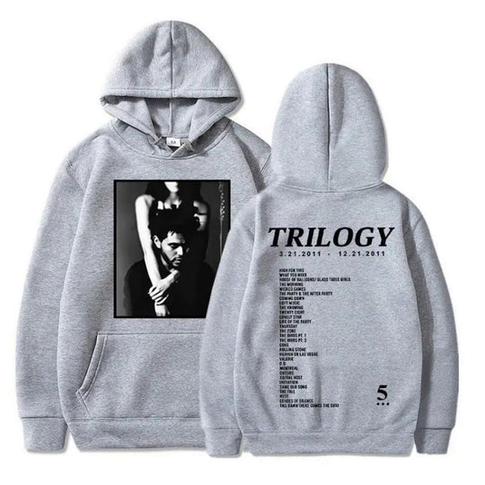 Damen Kapuzenpullover mit künstlerischem Fotodruck und einzigartigem Schriftzug EB