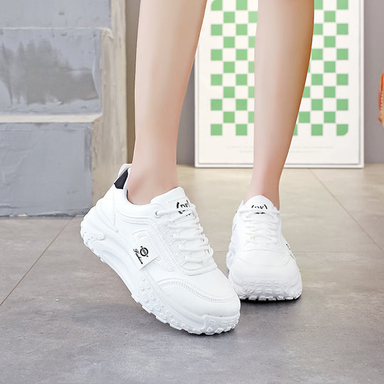 Damen Sportliche Chunky Sneakers mit dämpfendem Profil und rutschfester Sohle EB